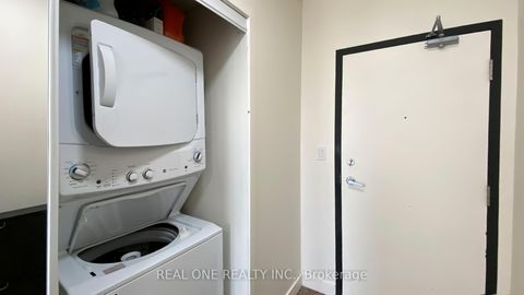 Photo 23 at 307 - 5 Mariner Terrace, Waterfront Communities C1, Toronto