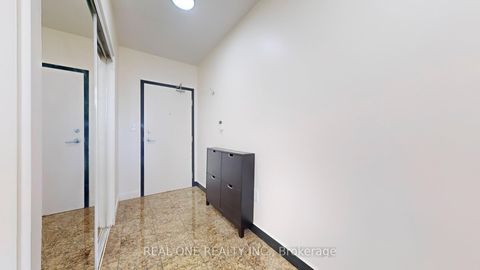 Photo 24 at 307 - 5 Mariner Terrace, Waterfront Communities C1, Toronto