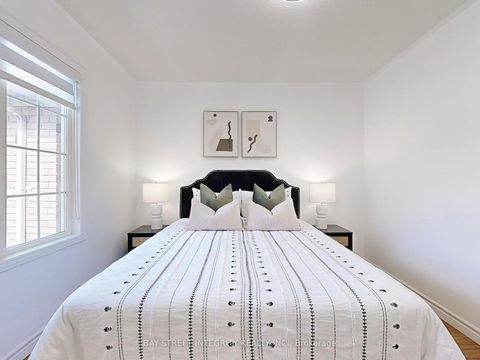 Photo 30 at 29 Holmwood Street, Langstaff, Richmond Hill