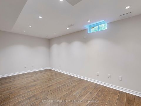 Photo 38 at 29 Holmwood Street, Langstaff, Richmond Hill