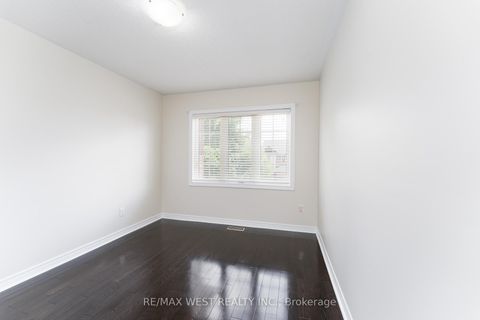 Photo 16 at 2120 Fiddlers Way, WM Westmount, Oakville
