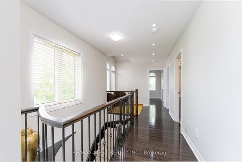 Photo 25 at 2120 Fiddlers Way, WM Westmount, Oakville