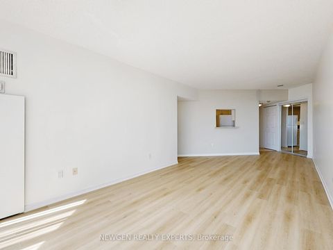 Photo 8 at 2903 - 5 Concorde Place, Don Mills, Toronto