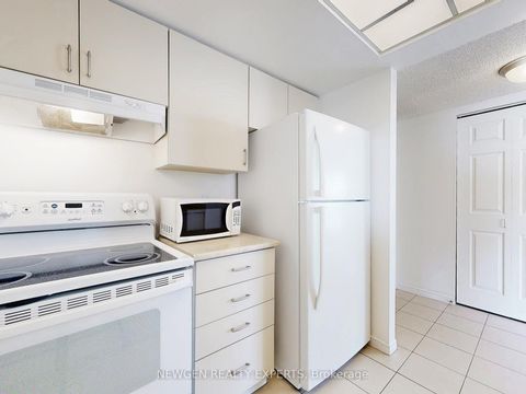 Photo 13 at 2903 - 5 Concorde Place, Don Mills, Toronto