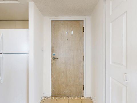 Photo 23 at 2903 - 5 Concorde Place, Don Mills, Toronto