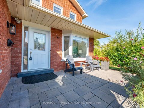 Photo 2 at 39 Kew Gardens, Doncrest, Richmond Hill