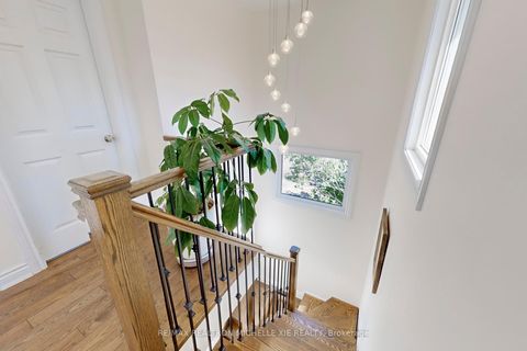 Photo 19 at 12 Addison Crescent, Don Mills, Toronto