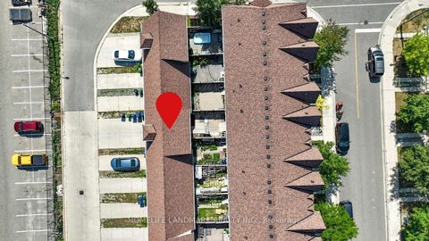 Photo 40 at 7 Kawneer Terrace, Dorset Park, Toronto
