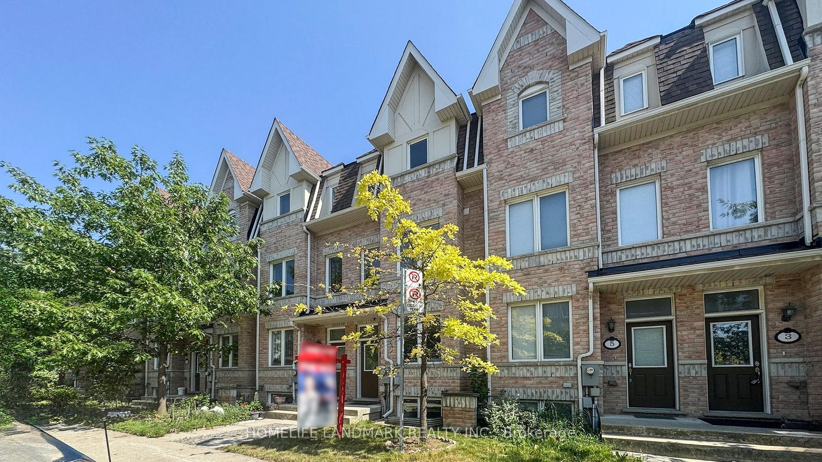 7 Kawneer Terrace, Dorset Park, Toronto 