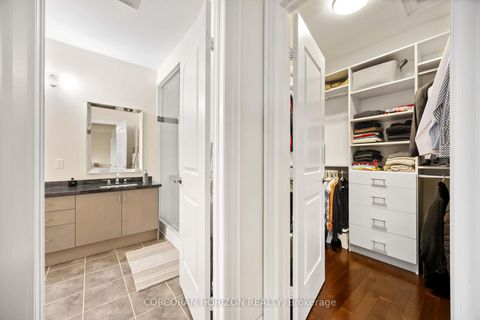 Photo 28 at 33 Kylemount Court, Patterson, Vaughan