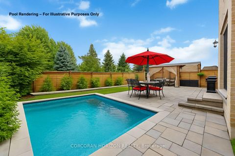 Photo 47 at 33 Kylemount Court, Patterson, Vaughan