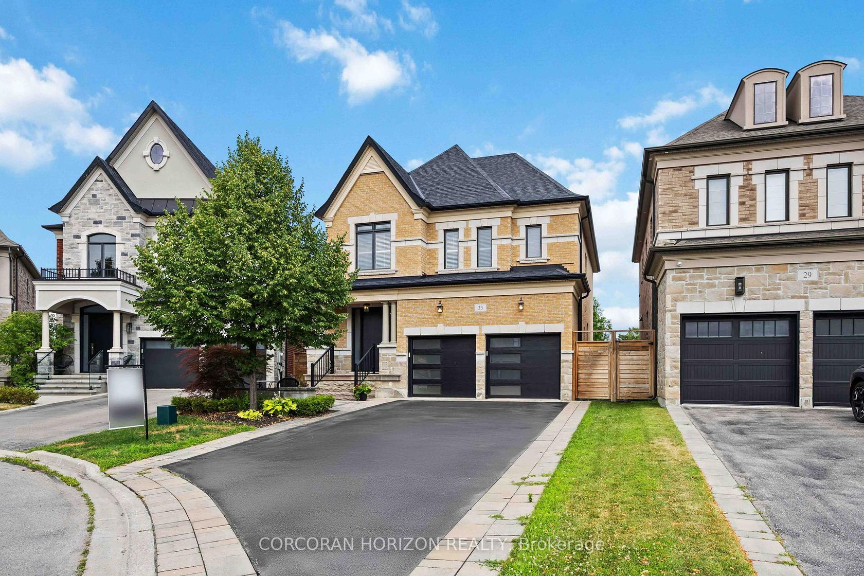 33 Kylemount Court, Patterson, Vaughan 