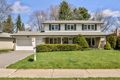 Photo 1 at 5 Robinter Drive, Newtonbrook East, Toronto
