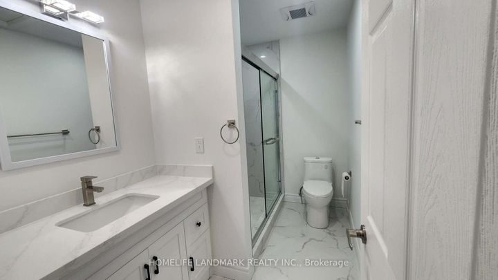 Photo 9 at 42 Cartier Crescent, Crosby, Richmond Hill