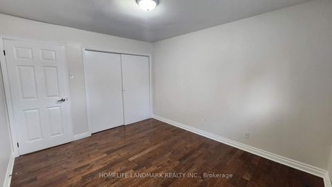 Photo 12 at 42 Cartier Crescent, Crosby, Richmond Hill
