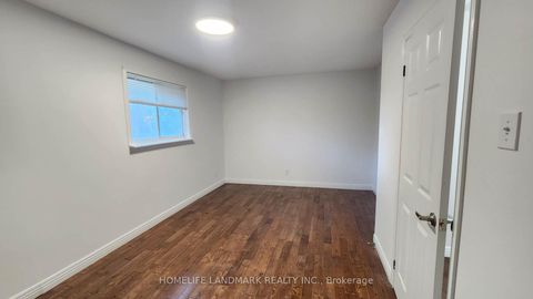 Photo 16 at 42 Cartier Crescent, Crosby, Richmond Hill