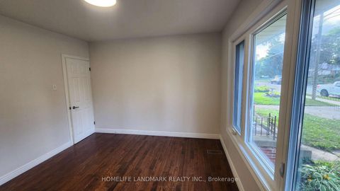 Photo 22 at 42 Cartier Crescent, Crosby, Richmond Hill Photo 22 at 42 Cartier Crescent, Crosby, Richmond Hill