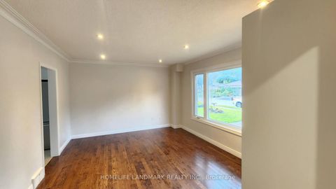 Photo 24 at 42 Cartier Crescent, Crosby, Richmond Hill