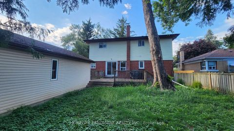 Photo 33 at 42 Cartier Crescent, Crosby, Richmond Hill