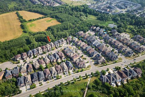 Photo 1 at 47 Ironbark Court, Patterson, Vaughan