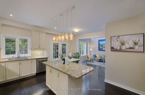 Photo 14 at 47 Ironbark Court, Patterson, Vaughan