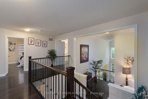 Photo 21 at 47 Ironbark Court, Patterson, Vaughan
