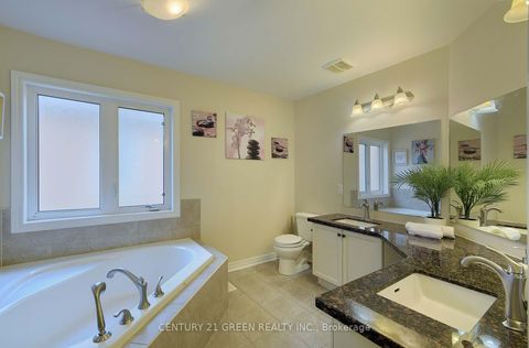 Photo 26 at 47 Ironbark Court, Patterson, Vaughan