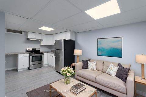 Photo 36 at 47 Ironbark Court, Patterson, Vaughan