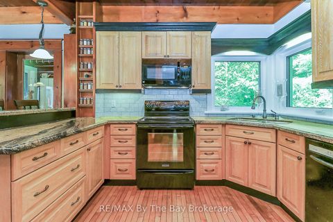 Photo 16 at 5262 CONC 2 SUNNIDALE, Rural Clearview, Clearview