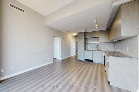 Photo 10 at Ph104 - 435 Richmond Street W, Waterfront Communities C1, Toronto