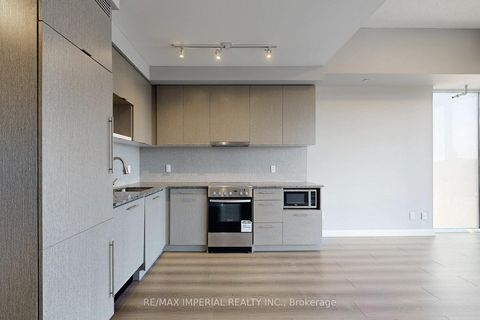 Photo 12 at Ph104 - 435 Richmond Street W, Waterfront Communities C1, Toronto