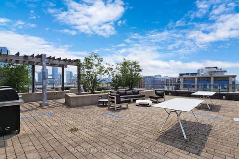 Photo 41 at Ph104 - 435 Richmond Street W, Waterfront Communities C1, Toronto