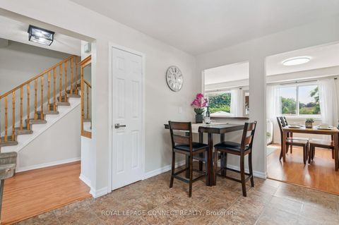 Photo 9 at 22 Crawford Rose Drive, Aurora Heights, Aurora