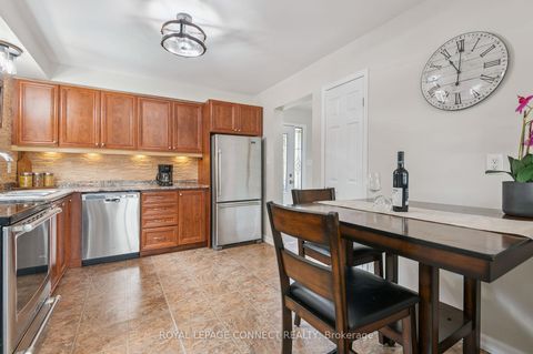 Photo 13 at 22 Crawford Rose Drive, Aurora Heights, Aurora