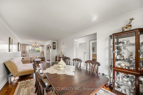 Photo 4 at 8 Sonnet Court, Rustic, Toronto