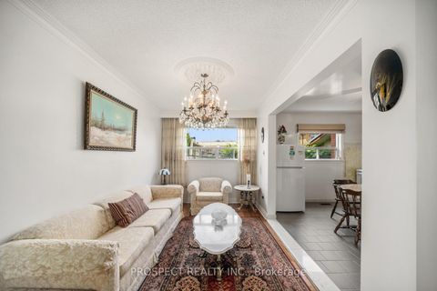 Photo 10 at 8 Sonnet Court, Rustic, Toronto