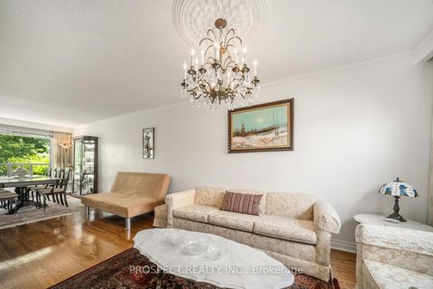 Photo 11 at 8 Sonnet Court, Rustic, Toronto
