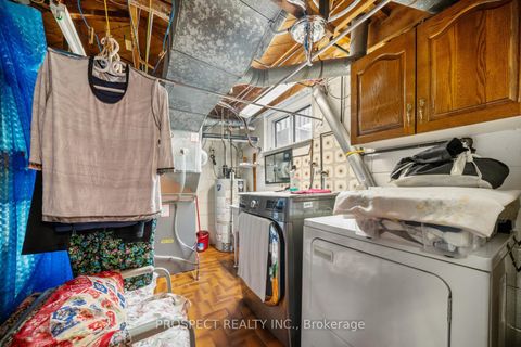 Photo 29 at 8 Sonnet Court, Rustic, Toronto
