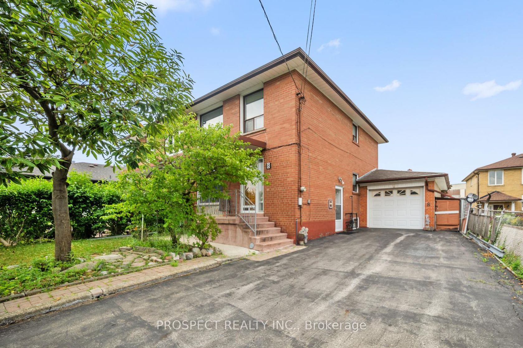 8 Sonnet Court, Rustic, Toronto 