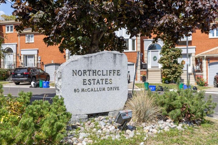Photo 1 at 28 - 80 McCallum Drive, North Richvale, Richmond Hill