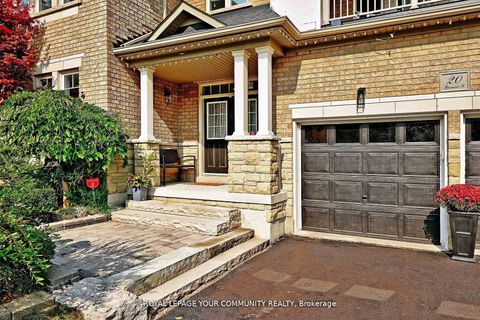 Photo 1 at 20 Grovewood Street, Oak Ridges, Richmond Hill