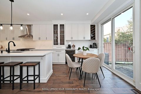 Photo 17 at 20 Grovewood Street, Oak Ridges, Richmond Hill