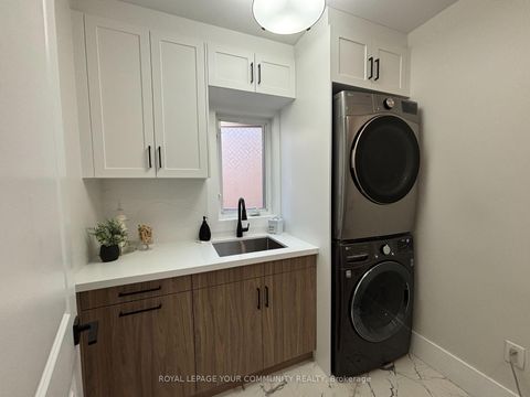 Photo 25 at 20 Grovewood Street, Oak Ridges, Richmond Hill