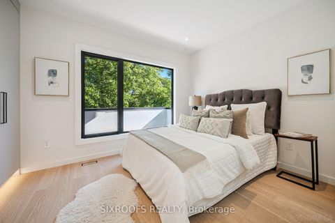 Photo 38 at 44A Alcina Avenue, Wychwood, Toronto