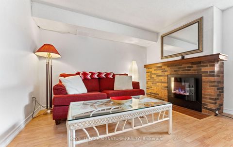 Photo 33 at 74 Dutch Myrtle Way, Don Mills, Toronto