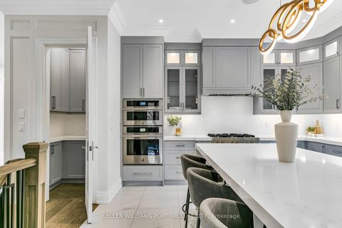 Photo 10 at 38 Smithwood Drive, City Centre West, Toronto