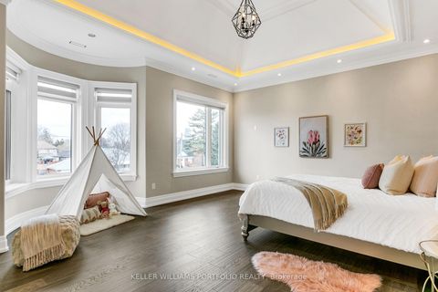 Photo 31 at 38 Smithwood Drive, City Centre West, Toronto