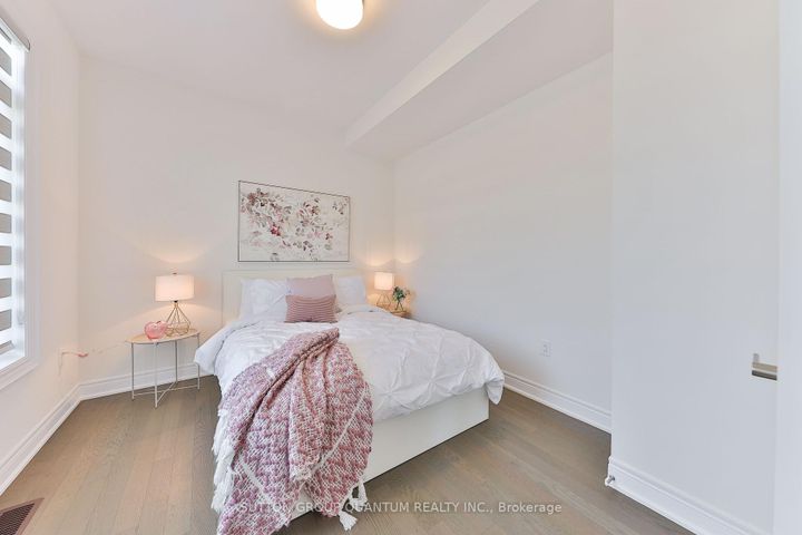 Photo 5 at 2168 Postmaster Drive, WM Westmount, Oakville