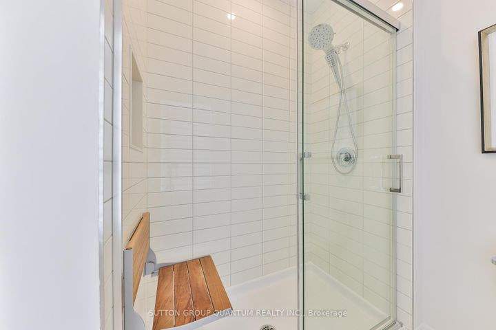 Photo 8 at 2168 Postmaster Drive, WM Westmount, Oakville