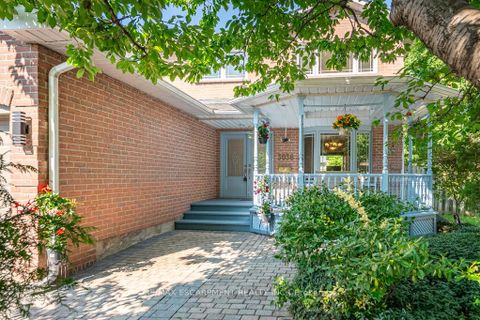 Photo 4 at 3036 Swansea Drive, BR Bronte, Oakville